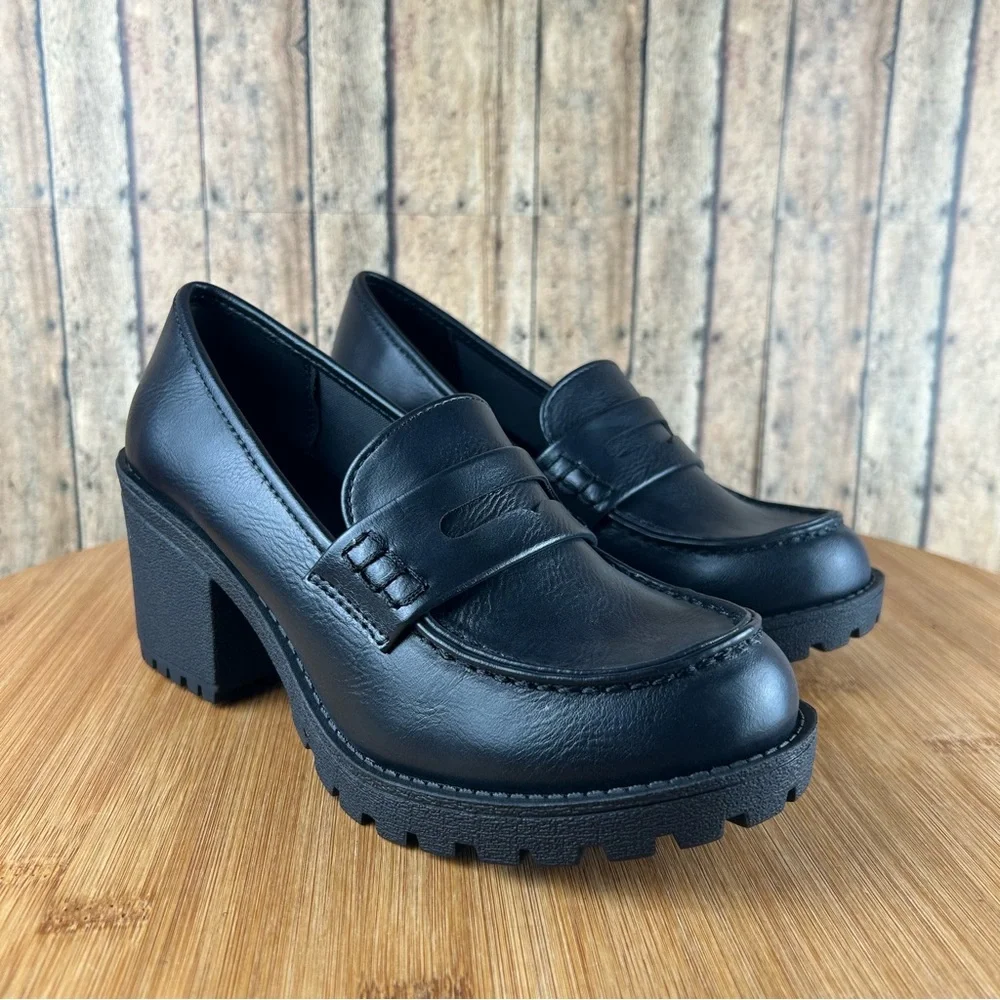Soda Black Chunky Platform Penny Loafers
